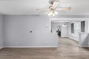 518 Cedar St, Centralia, IL 62801 - Photo 10