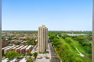 6700 S South Shore Dr, Chicago, IL 60649 - Photo 22