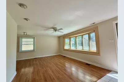 4138 Custer Avenue, Brookfield, IL 60513 - Photo 2