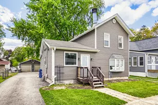 225 N May St, Hinckley, IL 60520 - Photo 2