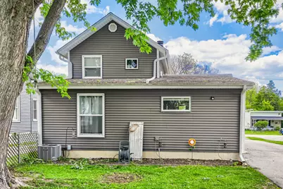 225 N May Street, Hinckley, IL 60520 - Photo 20