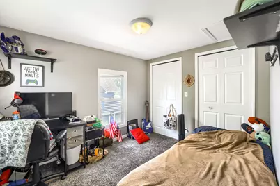 225 N May Street, Hinckley, IL 60520 - Photo 12