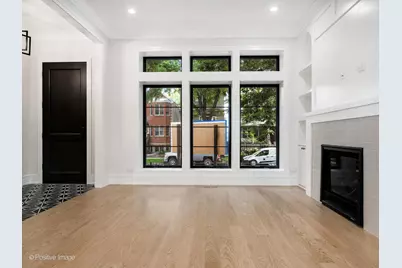 1619 W Summerdale Avenue, Chicago, IL 60640 - Photo 2