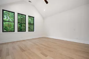 1619 W Summerdale Ave, Chicago, IL 60640 - Photo 16