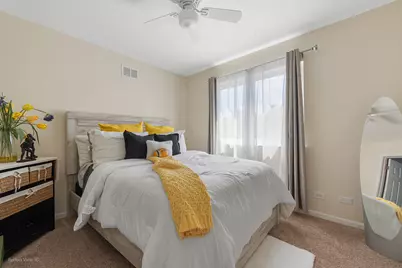 1195 Masters Parkway, Aurora, IL 60506 - Photo 18