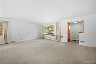 630 S Grant Ave, Villa Park, IL 60181 - Photo 4