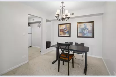 5200 Carriageway Drive #214, Rolling Meadows, IL 60008 - Photo 6