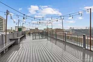 680 N Green St, Chicago, IL 60642 - Photo 20
