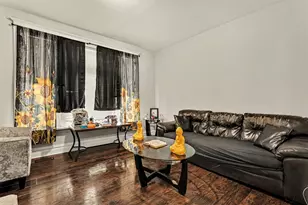 32 W 110th Pl, Chicago, IL 60628 - Photo 2