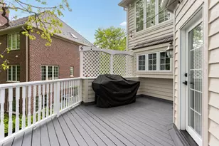 135 Settlers Dr, Naperville, IL 60565 - Photo 54