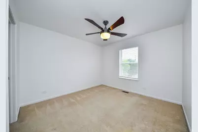 298 Fairhaven Drive, Saint Charles, IL 60175 - Photo 18