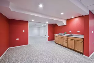 298 Fairhaven Dr, Saint Charles, IL 60175 - Photo 22