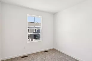 557 Yosemite Wy, Mundelein, IL 60060 - Photo 20