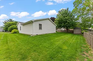 613 Crestwood Dr, Champaign, IL 61822 - Photo 30