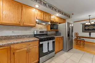 613 Crestwood Dr, Champaign, IL 61822 - Photo 12