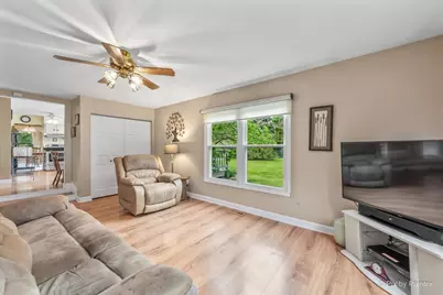 418 N Olbrich Road, Harvard, IL 60033 - Photo 6