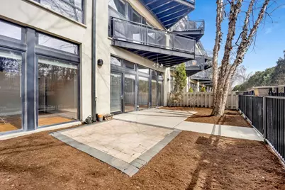 1071 W 15th Street #109, Chicago, IL 60608 - Photo 24