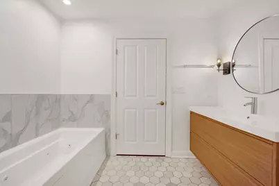1071 W 15th Street #109, Chicago, IL 60608 - Photo 20