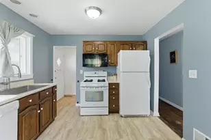 698 W Colfax St, Palatine, IL 60067 - Photo 6