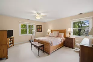 827 Liberty Bell Ln, Libertyville, IL 60048 - Photo 16