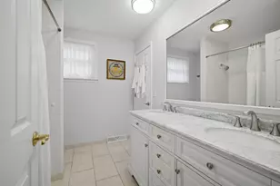 827 Liberty Bell Ln, Libertyville, IL 60048 - Photo 14