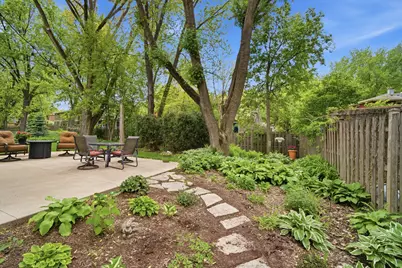 827 Liberty Bell Lane, Libertyville, IL 60048 - Photo 28