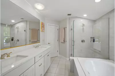 827 Liberty Bell Lane, Libertyville, IL 60048 - Photo 18
