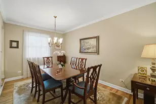 827 Liberty Bell Ln, Libertyville, IL 60048 - Photo 6