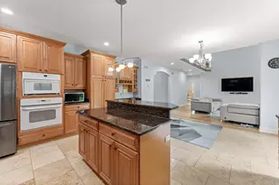 281 N Forest Dr, Addison, IL 60101 - Photo 18