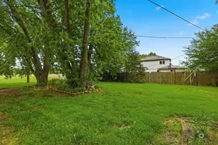 1415 Marigold Dr, Joliet, IL 60433 - Photo 22