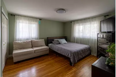 [Address not provided], Morton Grove, IL 60053 - Photo 24