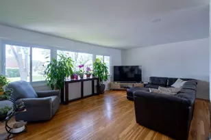 [Address not provided], Morton Grove, IL 60053 - Photo 20