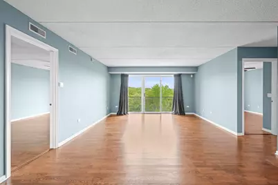 6807 N Milwaukee Avenue #601, Niles, IL 60714 - Photo 2