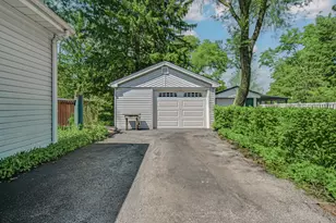 1322 Olive Rd, Homewood, IL 60430 - Photo 18