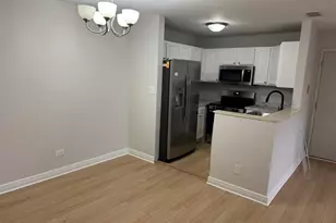 1935 N Hicks Rd, Palatine, IL 60074 - Photo 16