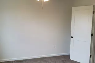 260 Sunset Blvd, Oglesby, IL 61348 - Photo 10