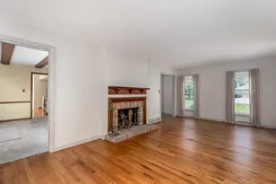 11 Oaklane Dr, Ottawa, IL 61350 - Photo 6