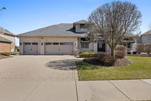 17131 Warbler Ln, Orland Park, IL 60467 - Photo 2