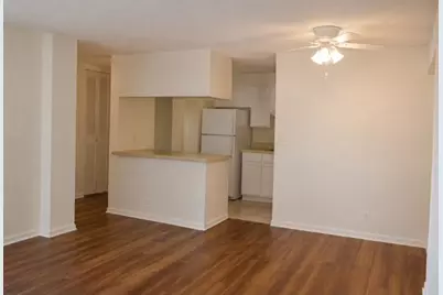 2222 S Stewart Avenue #1H, Lombard, IL 60148 - Photo 4