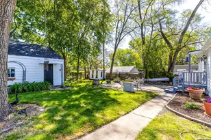 401 S Lake Terrace, Mundelein, IL 60060 - Photo 22