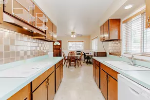 818 Leahy Circle, Des Plaines, IL 60016 - Photo 16