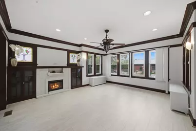 5019 N Kostner Avenue, Chicago, IL 60630 - Photo 2