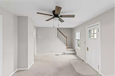 407 S Davis Avenue, Centralia, IL 62801 - Photo 10