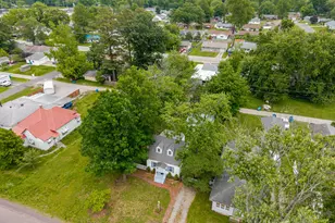 407 S Davis Ave, Centralia, IL 62801 - Photo 36