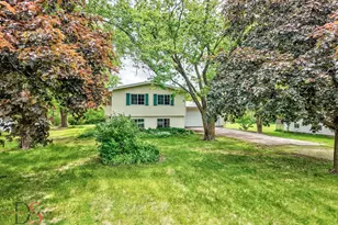 2420 E 2360th Rd, Marseilles, IL 61341 - Photo 1