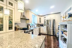 6833 N Lowell Ave, Lincolnwood, IL 60712 - Photo 10