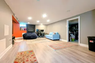 6833 N Lowell Ave, Lincolnwood, IL 60712 - Photo 28