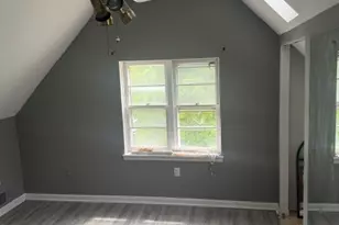 7338 N Overhill Ave, Chicago, IL 60631 - Photo 2
