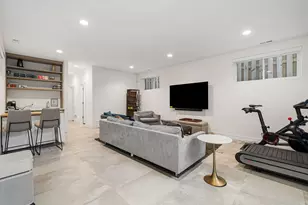 3428 N Kilbourn Ave, Chicago, IL 60641 - Photo 30