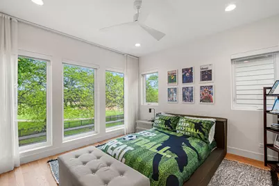 3428 N Kilbourn Avenue, Chicago, IL 60641 - Photo 22